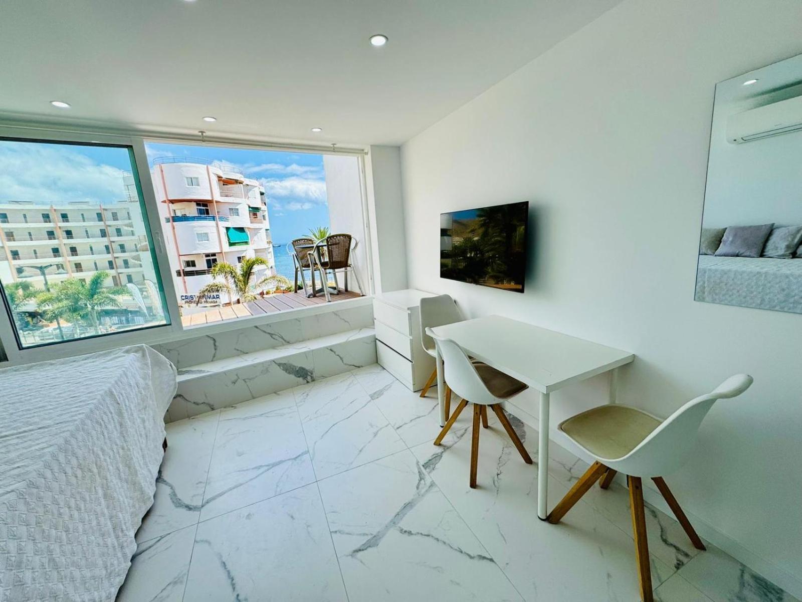 Appartement Cristianos Must-see Beachfront Apartment, Stunning Views In Tenerife *