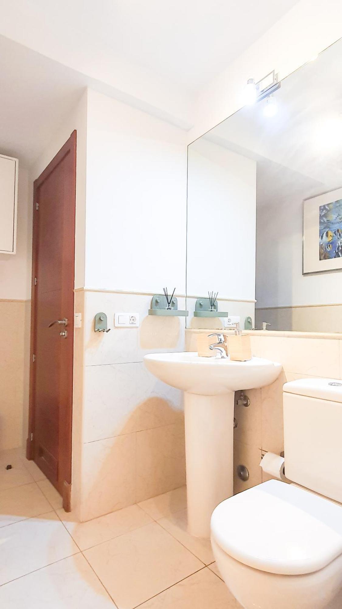 4-bedroom Corales With Jacuzzi, Garden, Close To Everything Los Cristianos (Tenerife)