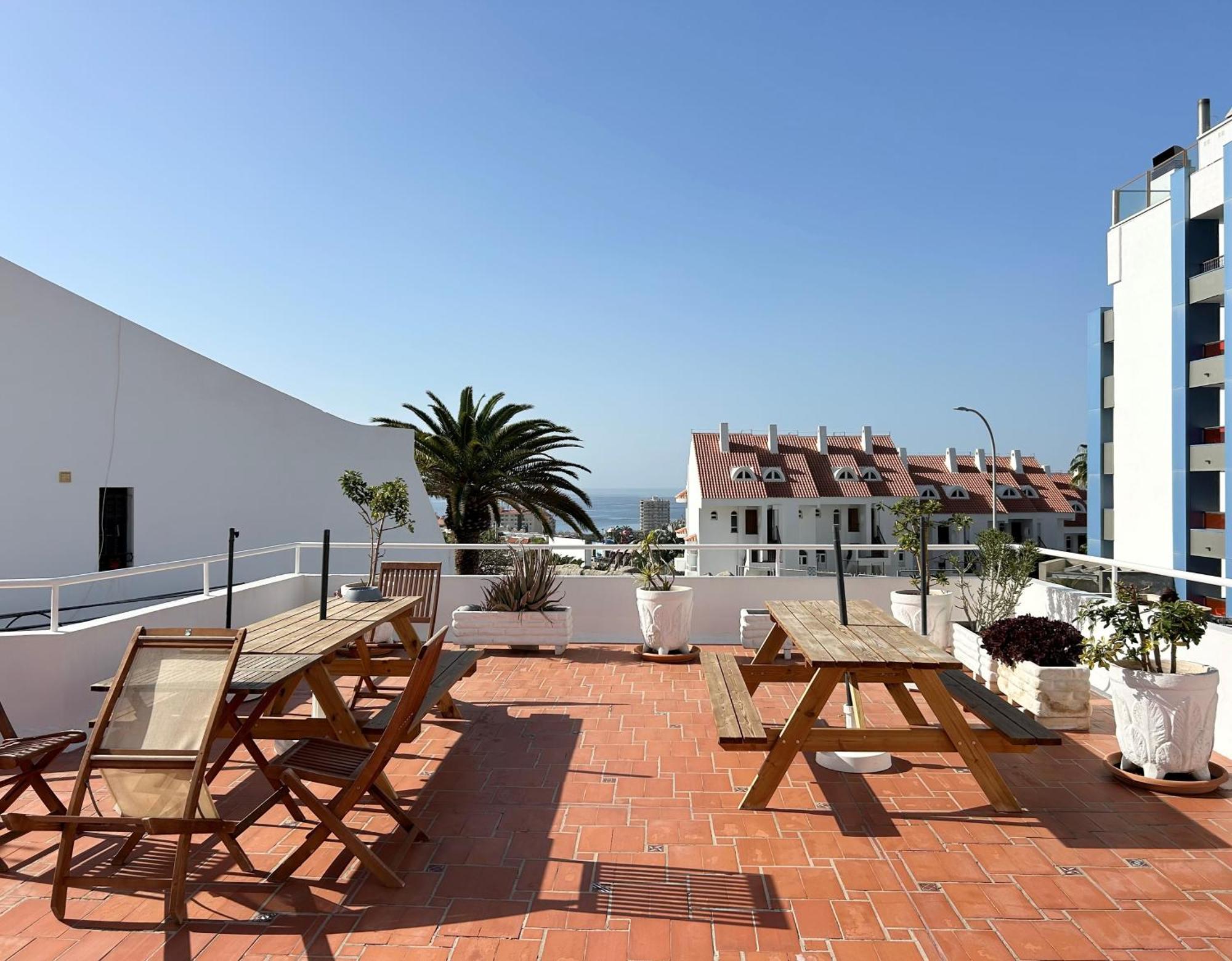 Beautiful Poolside In Diamantes Apartment *