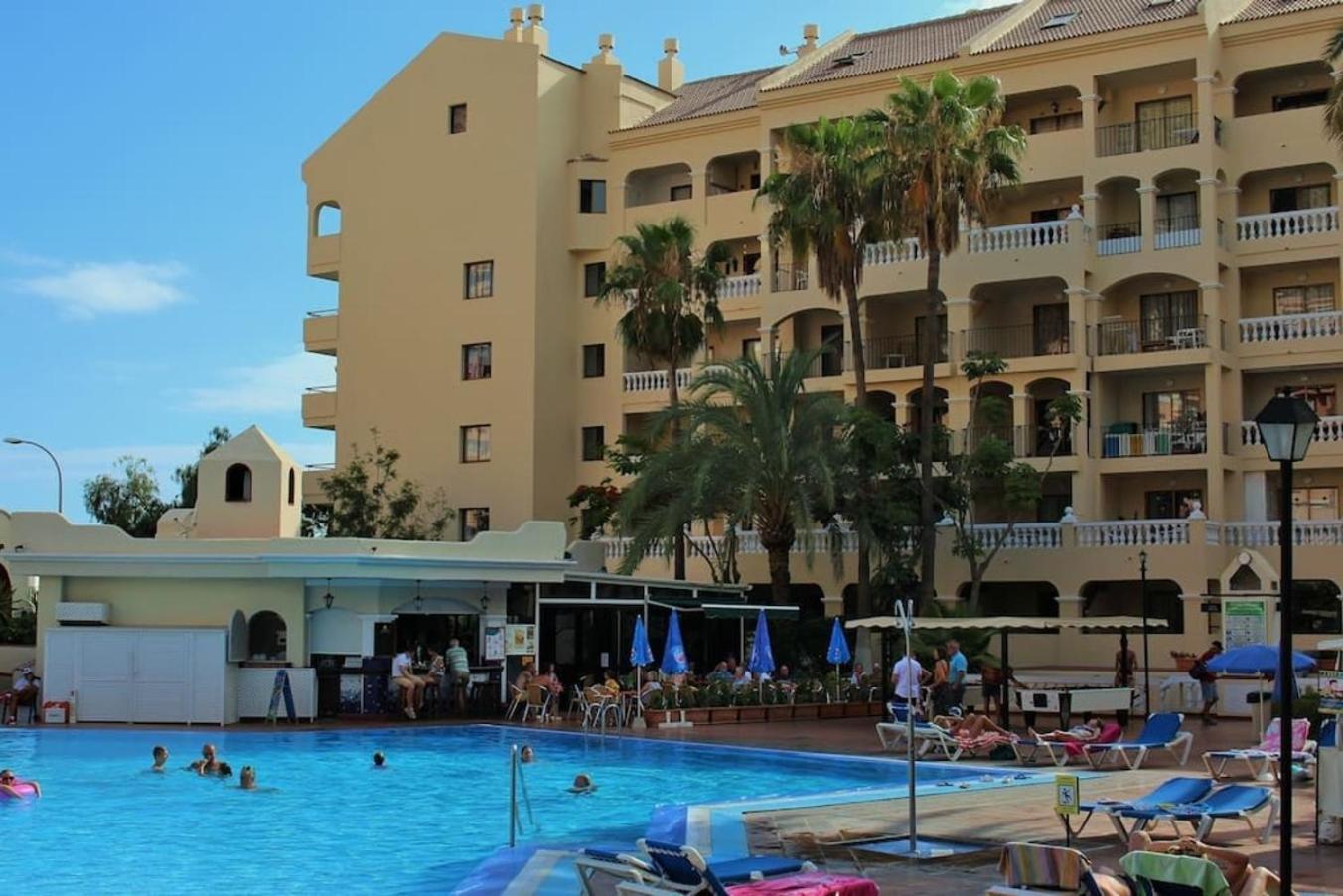 Castle Harbour Duplex - Pool & Sea Views C116 Apartment *