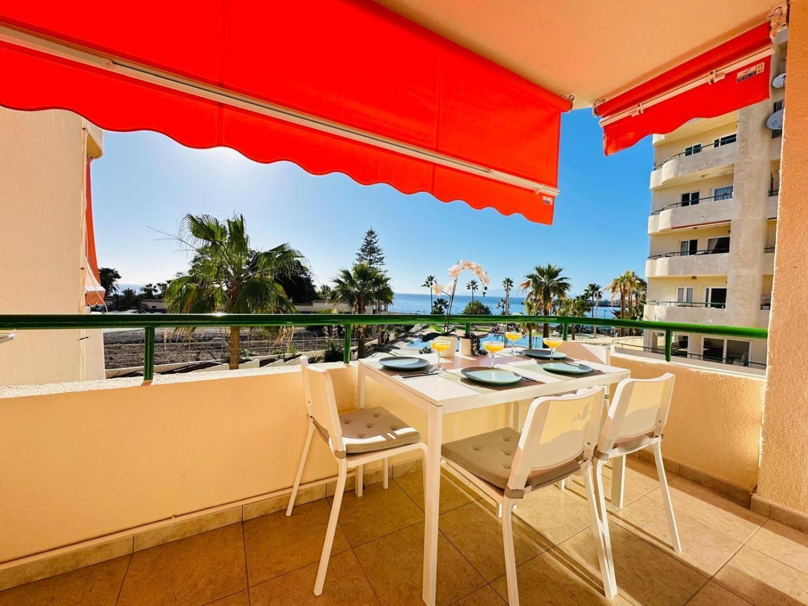 Firstline Costamar Apartment