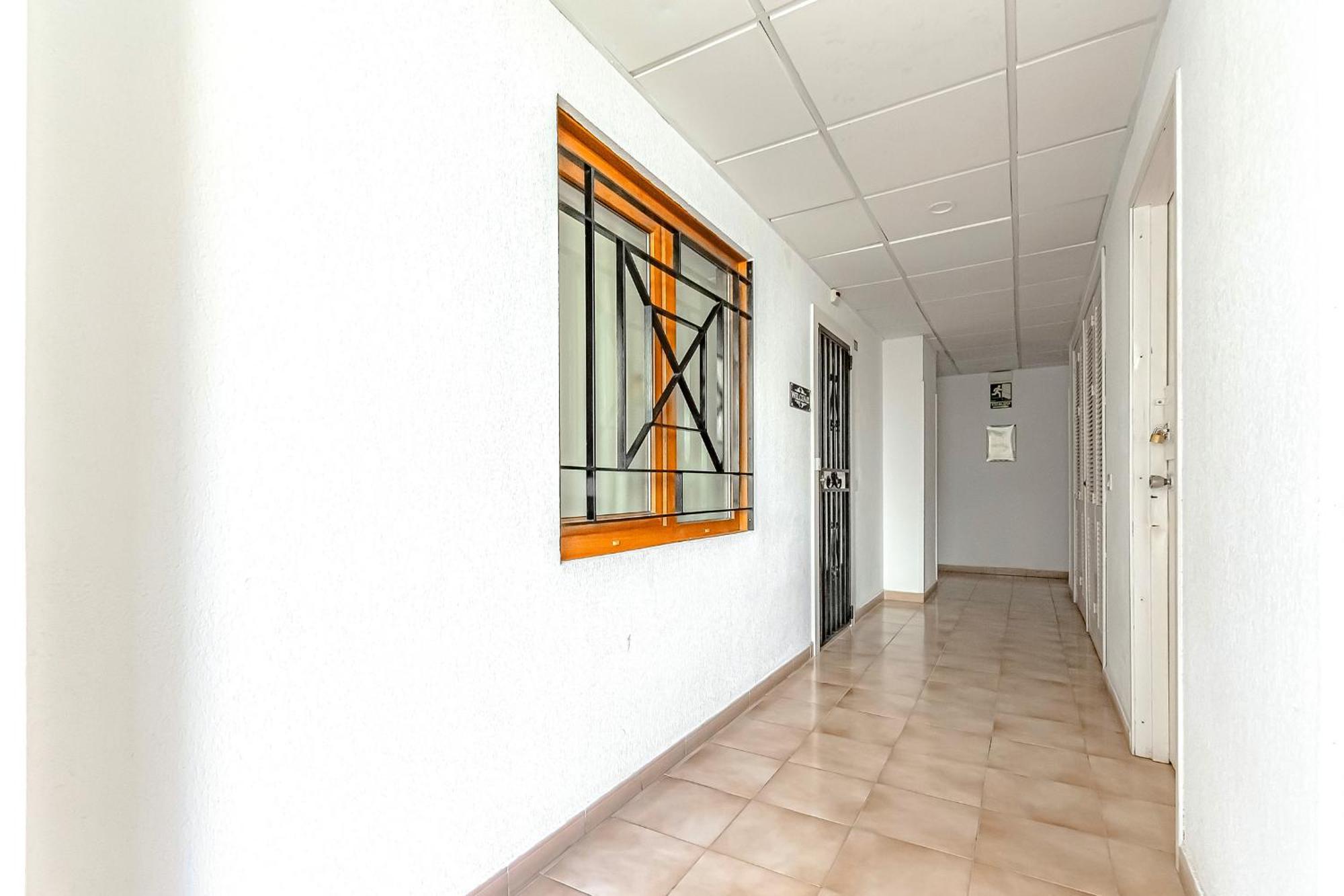 Cozy 2 Bedroom With Pool View And 2 Bathrooms In Cristianos Apartment Los Cristianos (Tenerife)