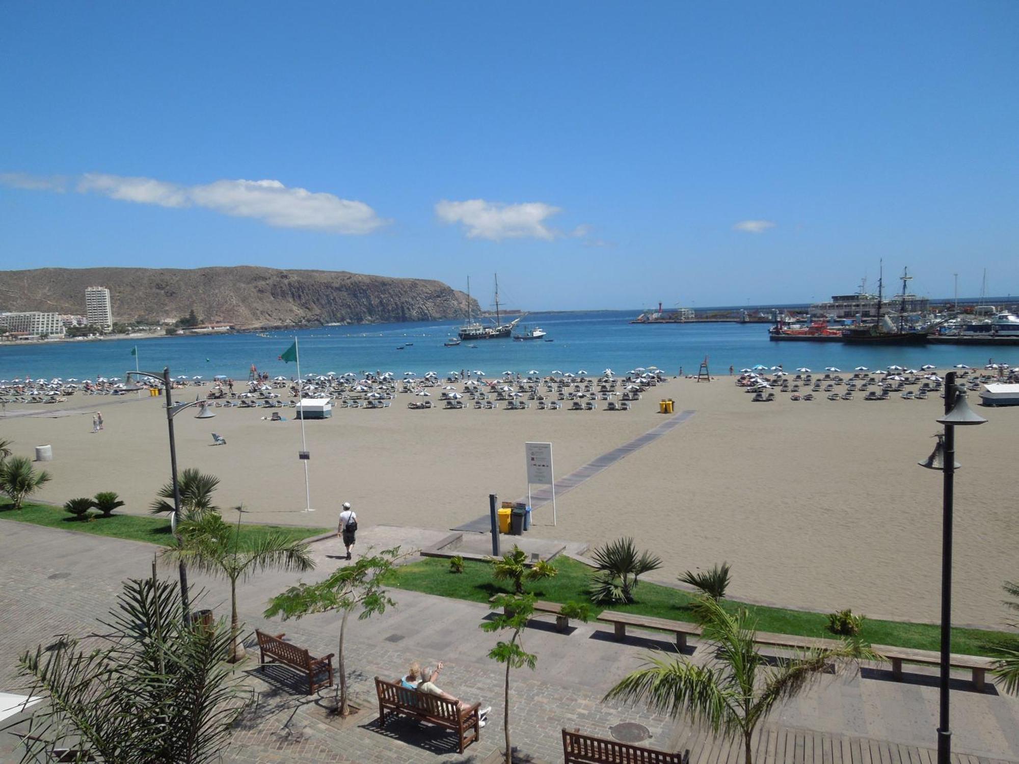 Apartment Mit Beheiztem Gemeinsamem Pool Los Cristianos (Tenerife)
