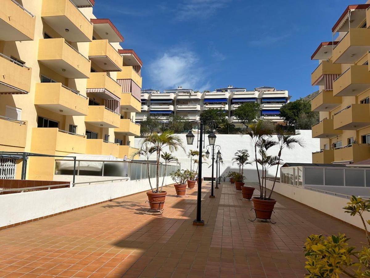 Apartment Modern Sunny 100m From The *