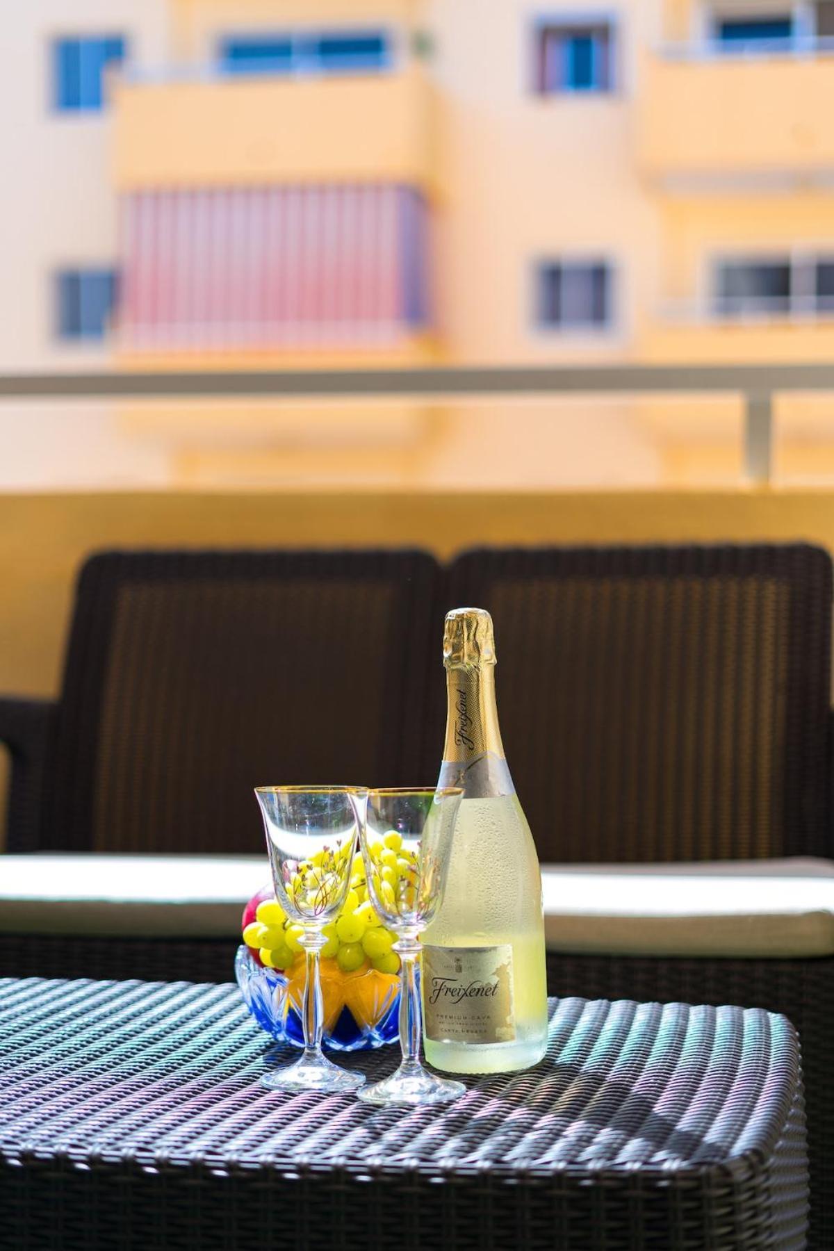 Apartment Modern Sunny 100m From The Los Cristianos (Tenerife)