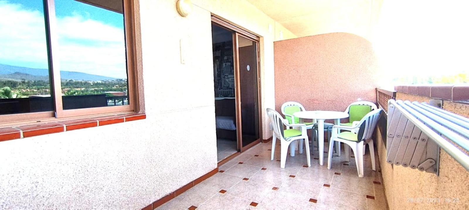 Cristianos 2bdr Near The Wifi * Los Cristianos (Tenerife)