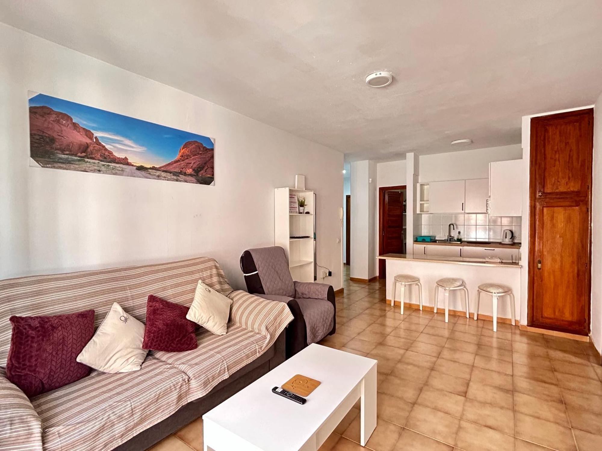 Apartment In Colina 2, Cristianos K105