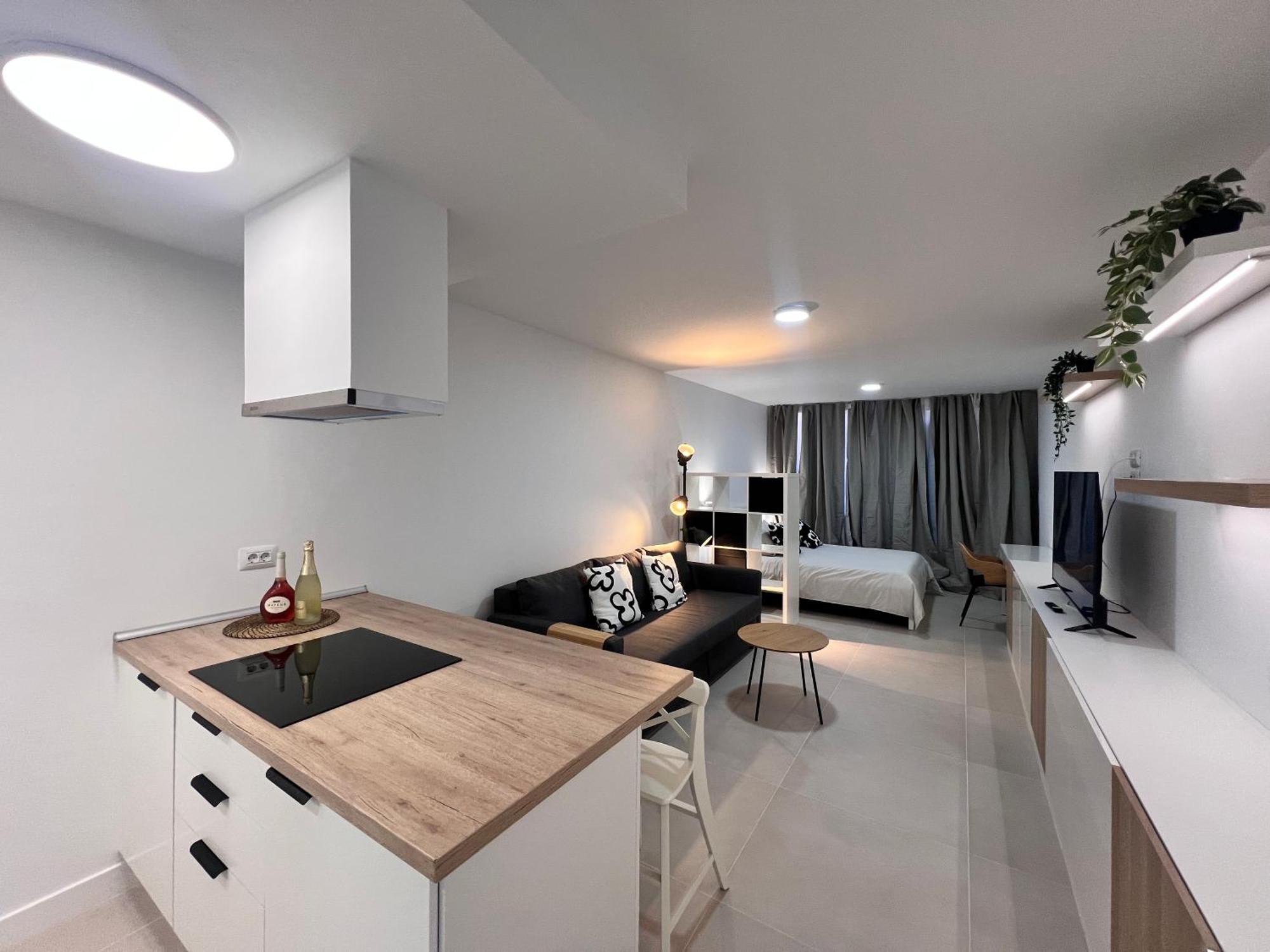 Sunny Apto Castle Harbour Apartment