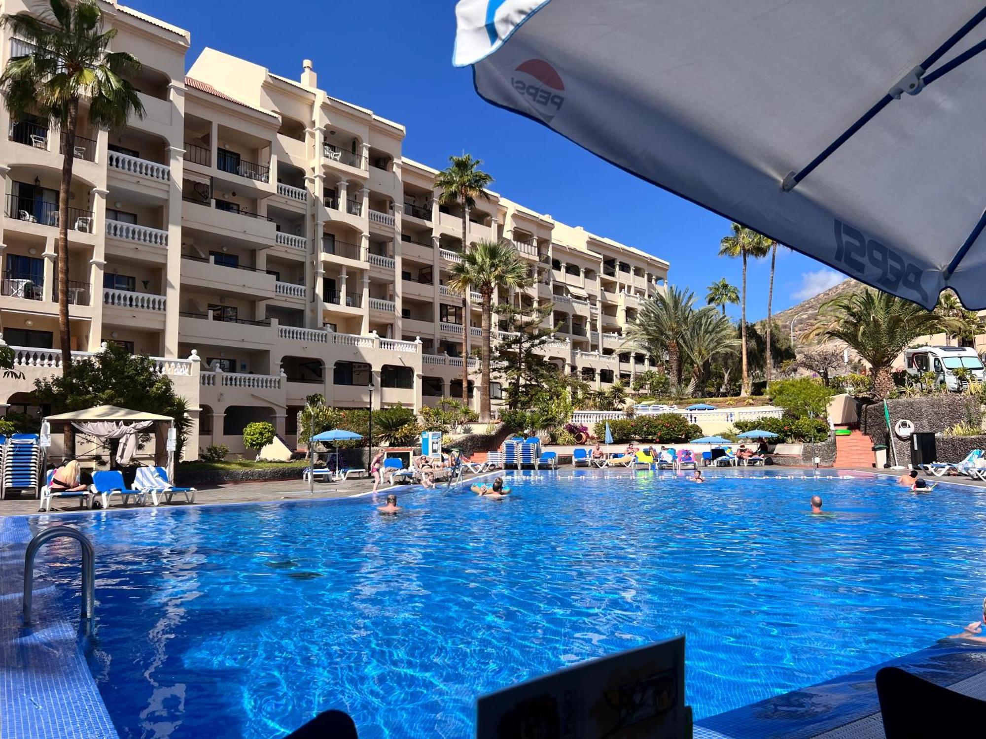 Sunny Apto Castle Harbour *