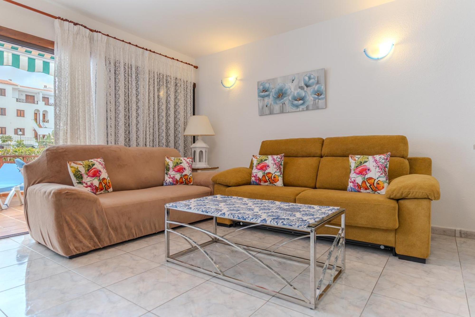 Apartment Victoria Court 2 Pool Los Cristianos (Tenerife)
