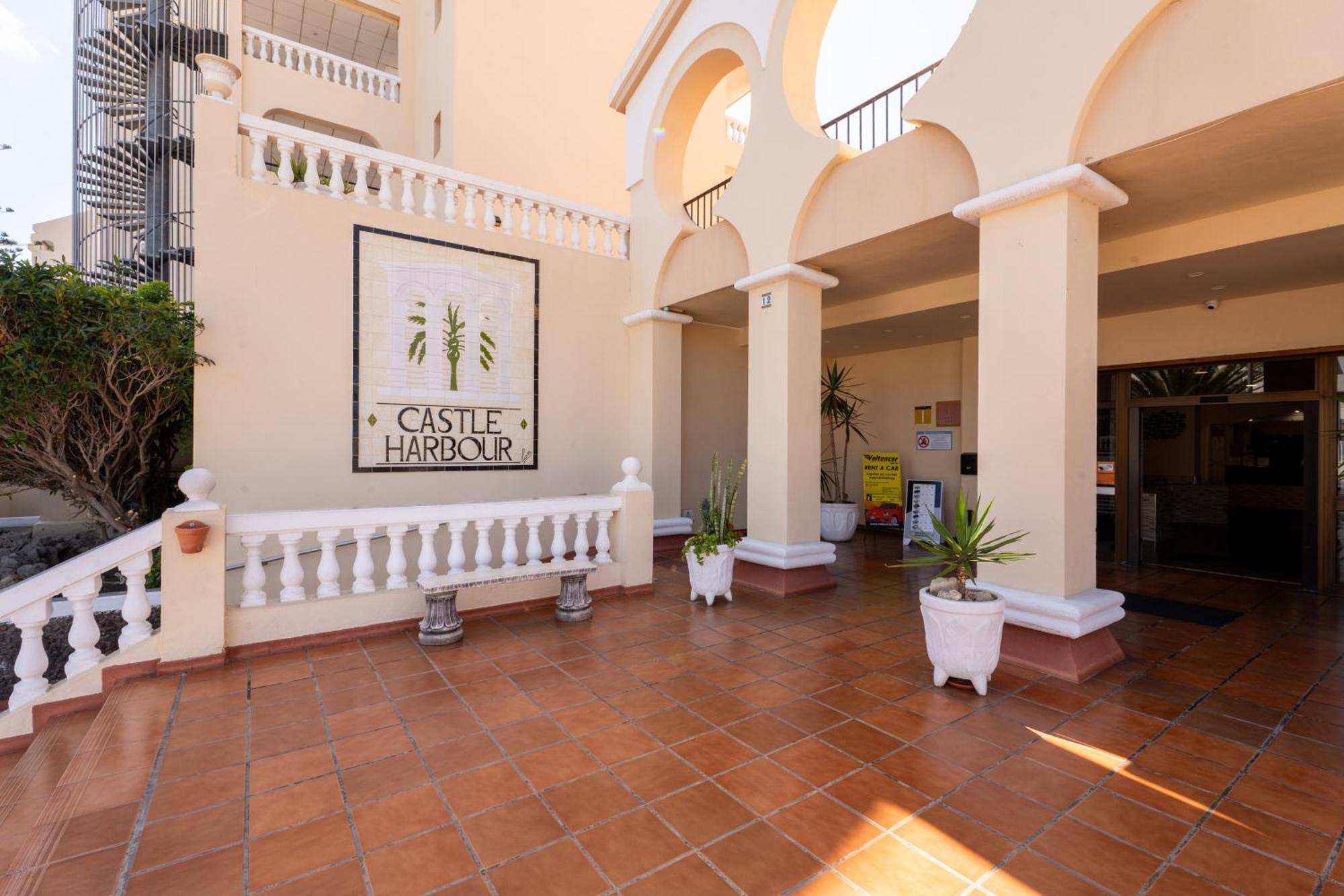 Apartment Castle Harbour With Heated Pool Los Cristianos (Tenerife)
