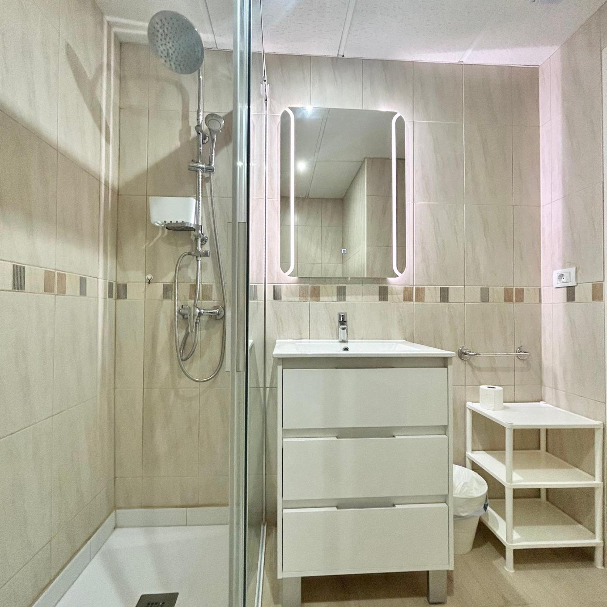Apartment Lovely 1 Bed In Castle Harbour C108 Los Cristianos (Tenerife)