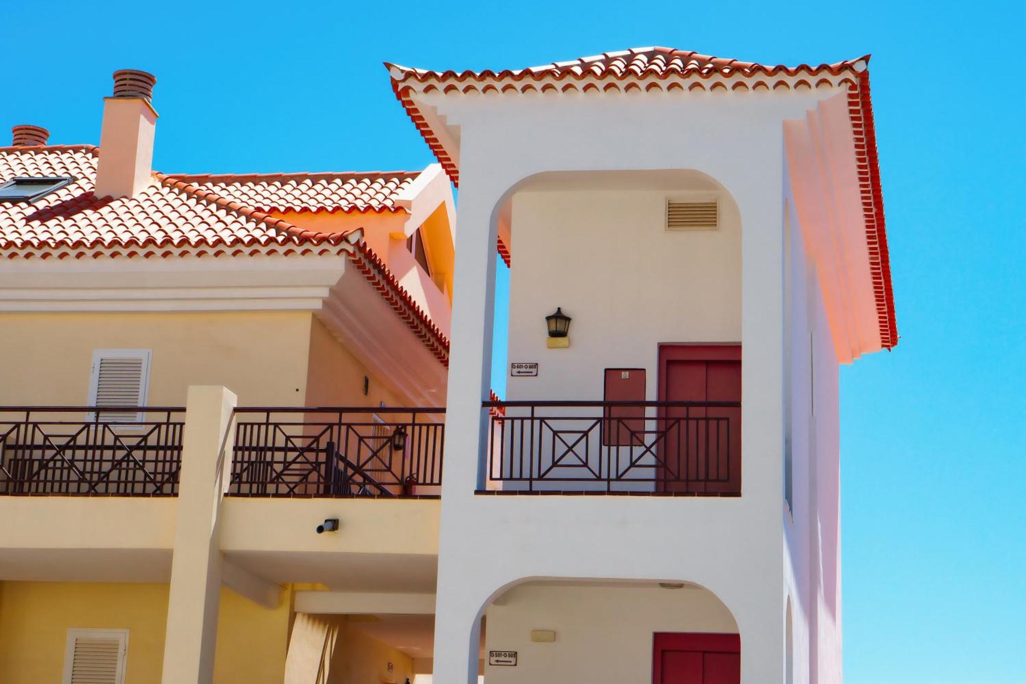 Apartment Great View, Heated Pool, Cool Design - Castle Harbour In Cristianos Los Cristianos (Tenerife)
