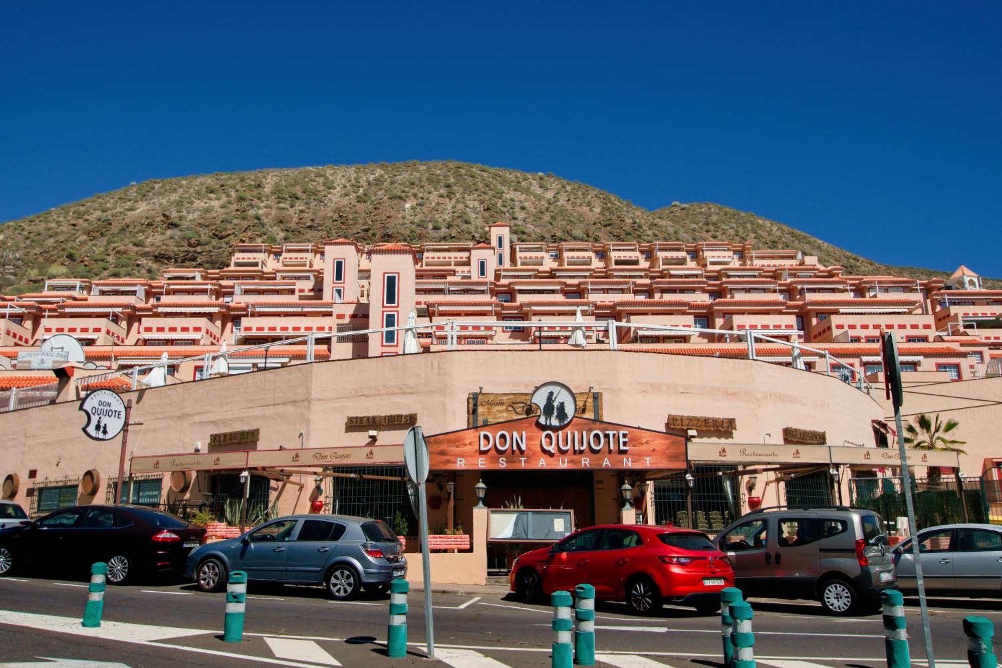 Great View, Heated Pool, Cool Design - Castle Harbour In Cristianos Apartment *