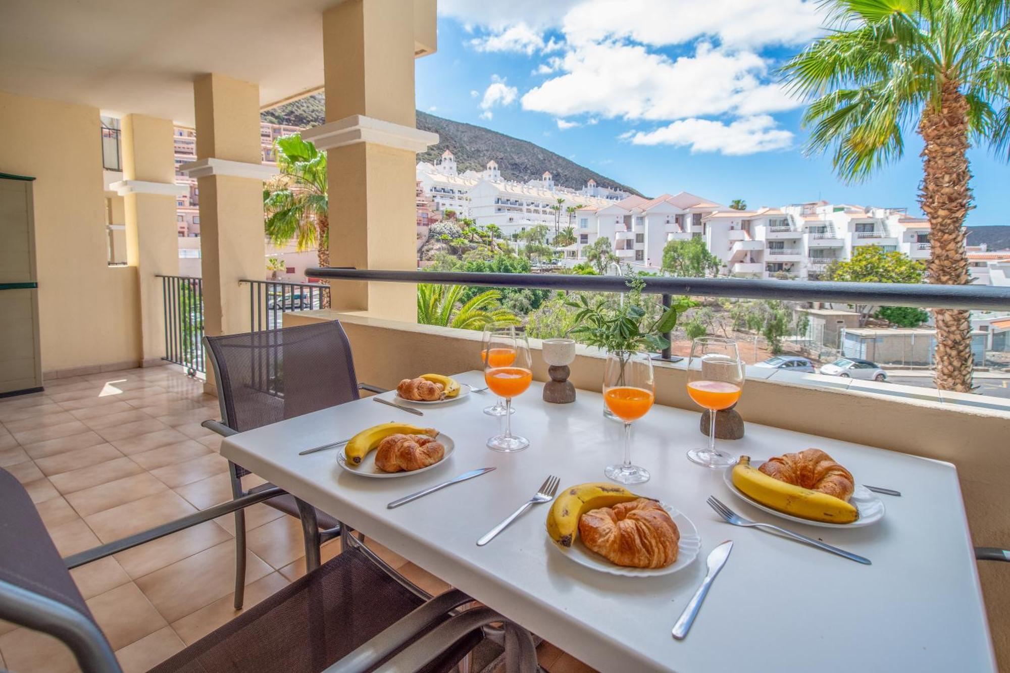 Patricie With Heated Pool Apartment Los Cristianos (Tenerife)