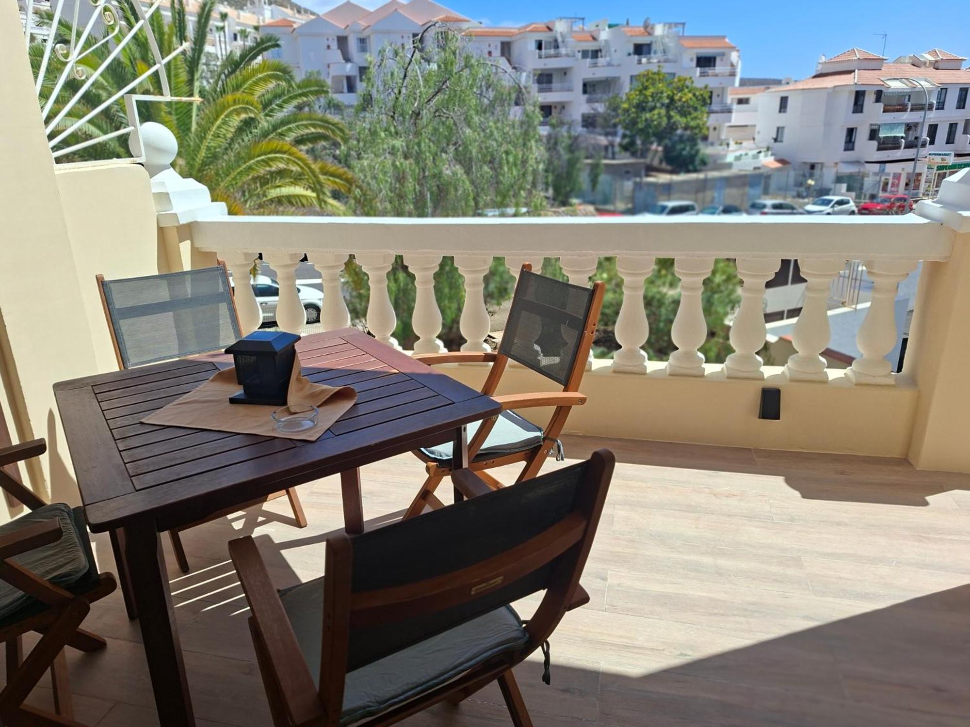 Apartment 1 Bedroom Cristianos Los Cristianos (Tenerife)