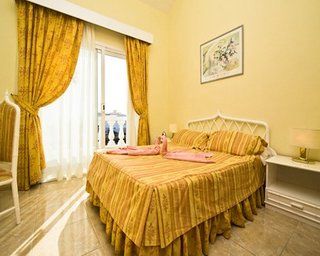 Aparthotel Ona Claveles Los Cristianos (Tenerife)