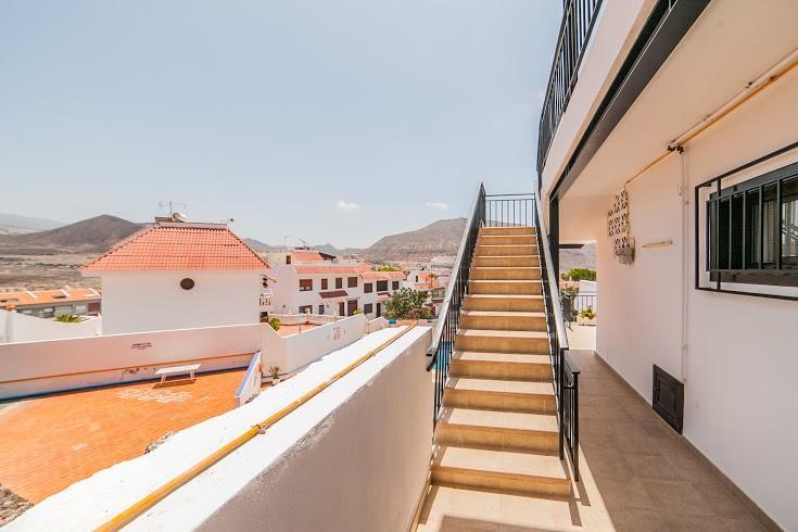 Apartment Colina *