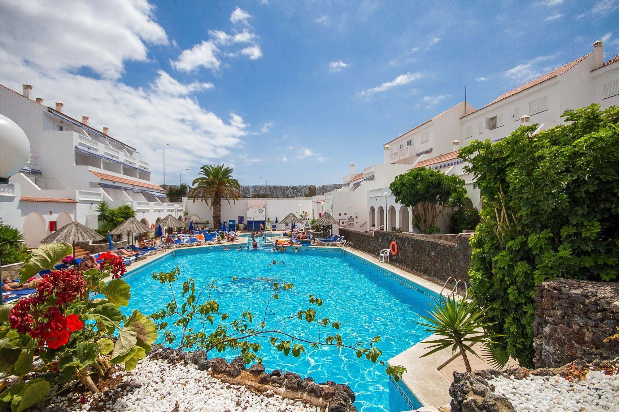 Aparthotel Ona Claveles