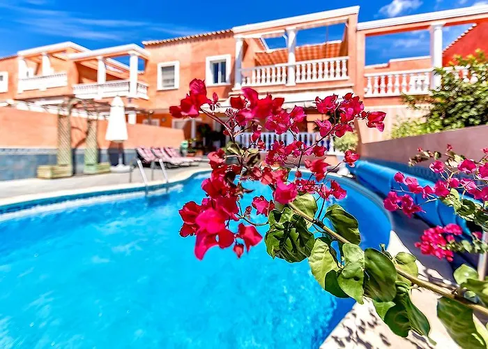 Villa In Los Cristianos
