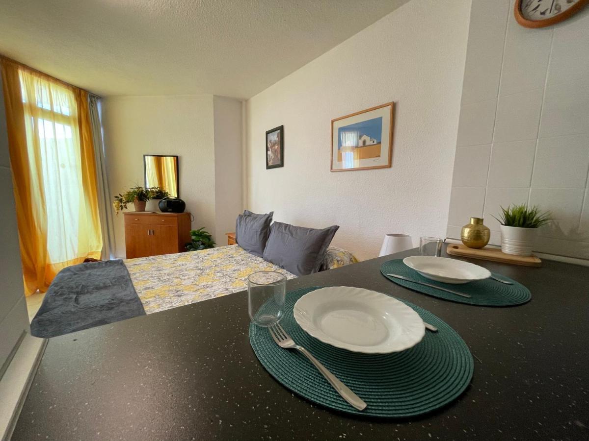 Summerland Studio Cristianos Apartment *