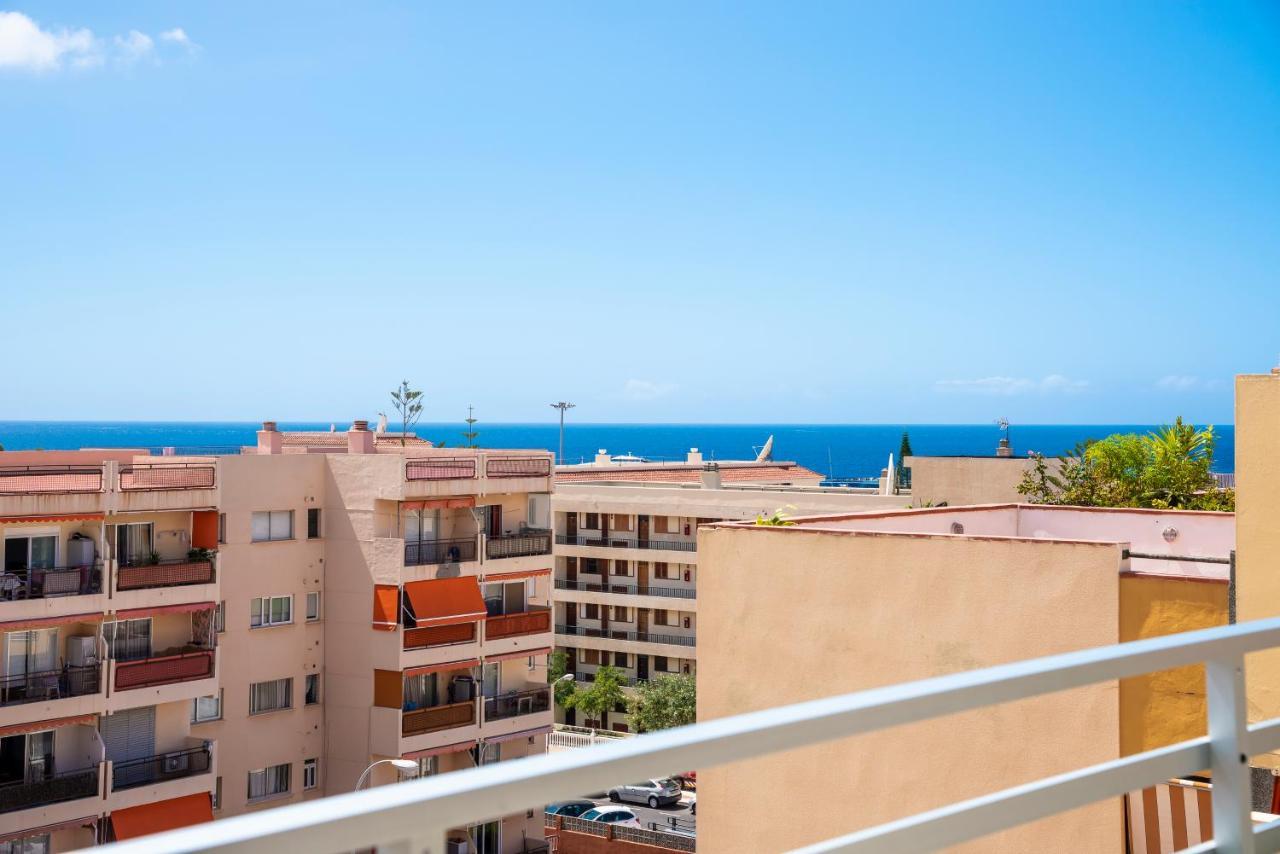 Andrea's Los Cristianos (Tenerife)