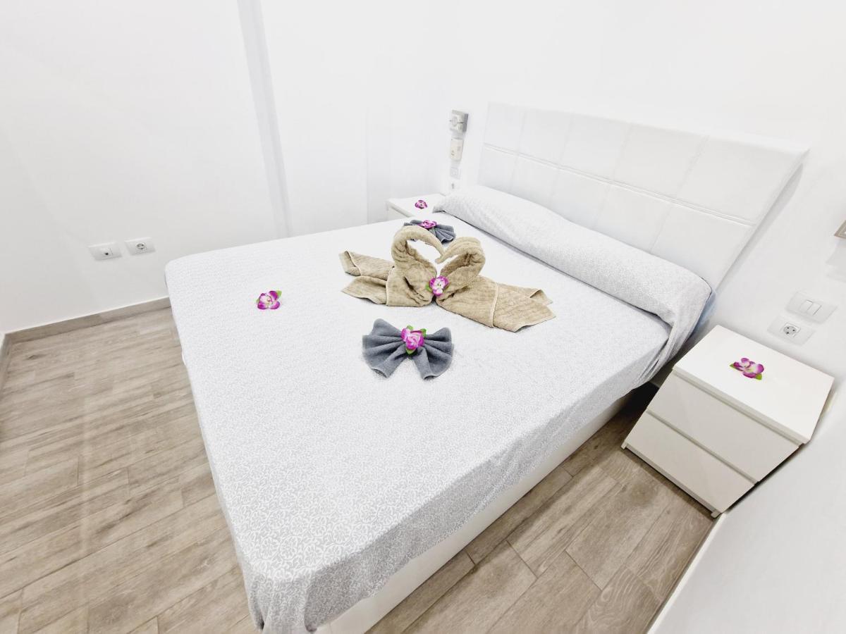 Ferienhaus Luxury San Marino & Pool View Los Cristianos (Tenerife)