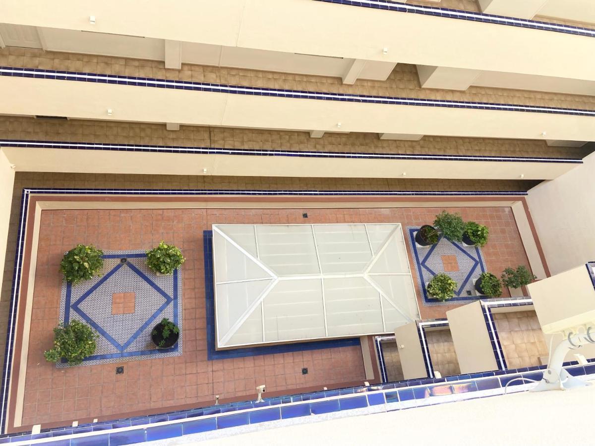 Castle Harbour Studio Pool View Apartment