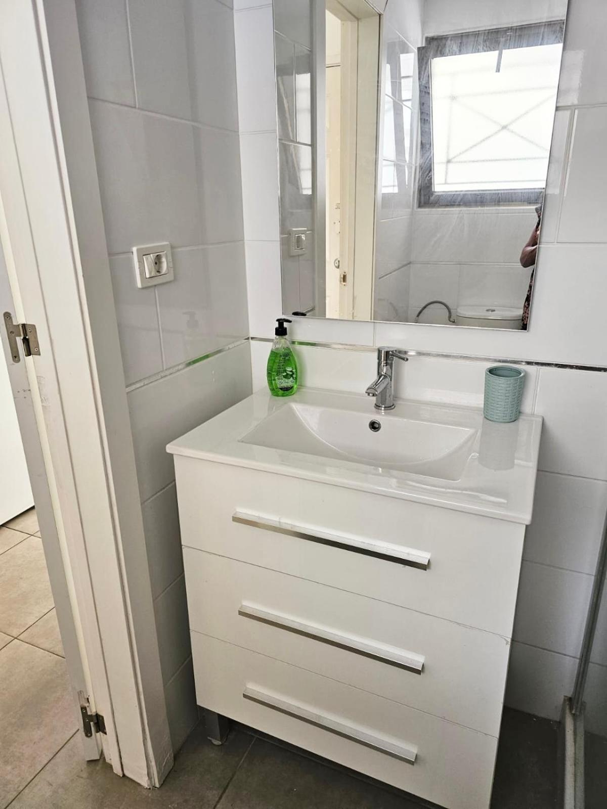 Apartment Castle Harbour Studio Pool View Los Cristianos (Tenerife)