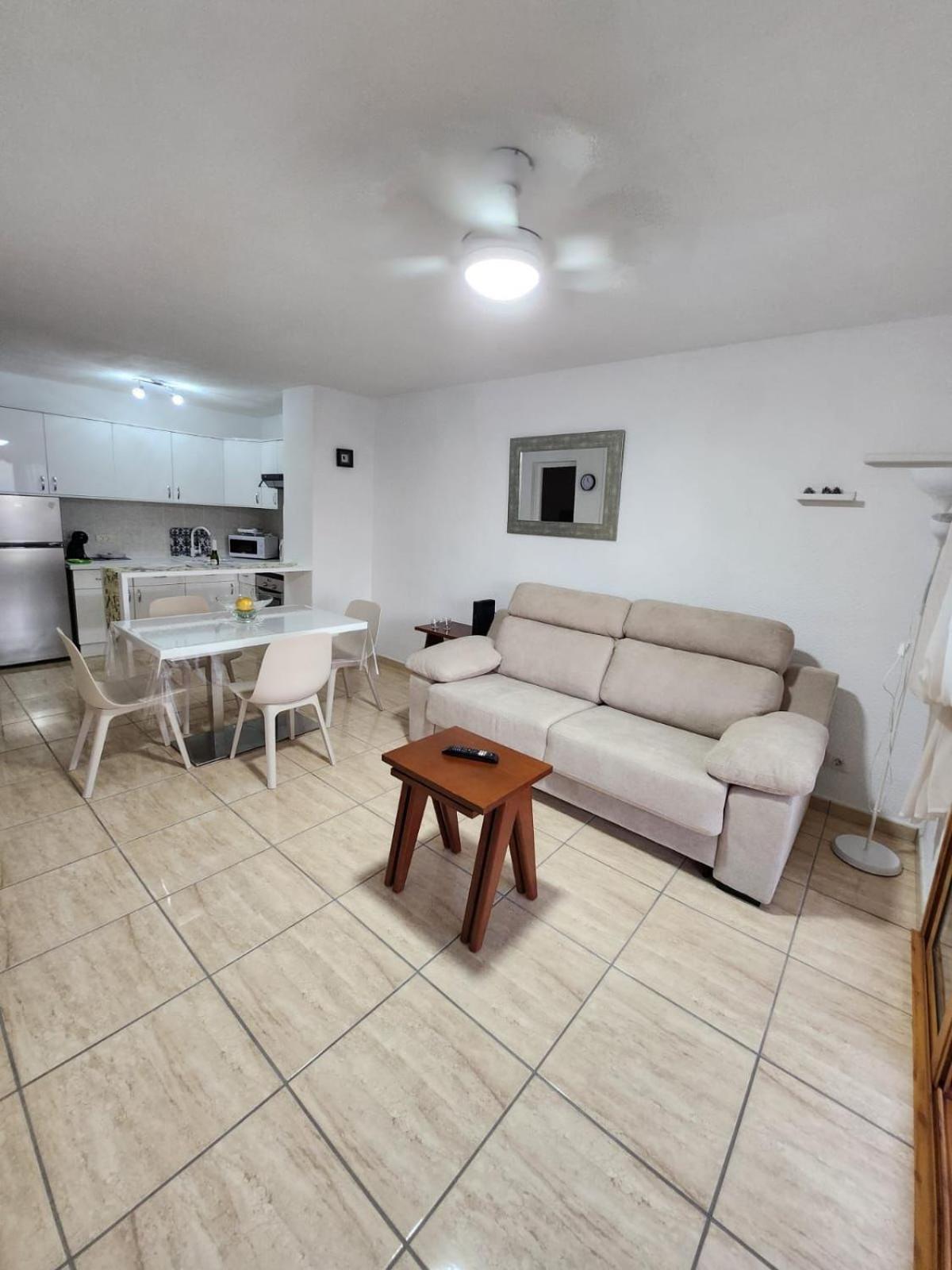 Santiago Beach, Cristianos With Air Conditioning Appartement *