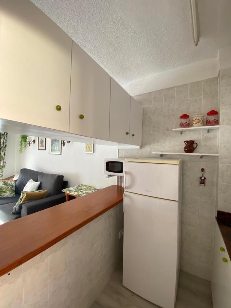 Apartamento Angeles. Cristianos. Free Wifi *