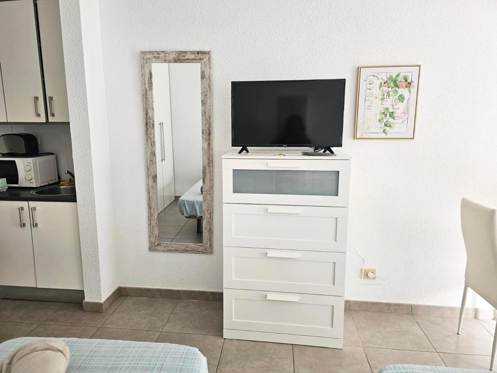 Apartment The Poolside Haven, Azure Dreams Los Cristianos (Tenerife)